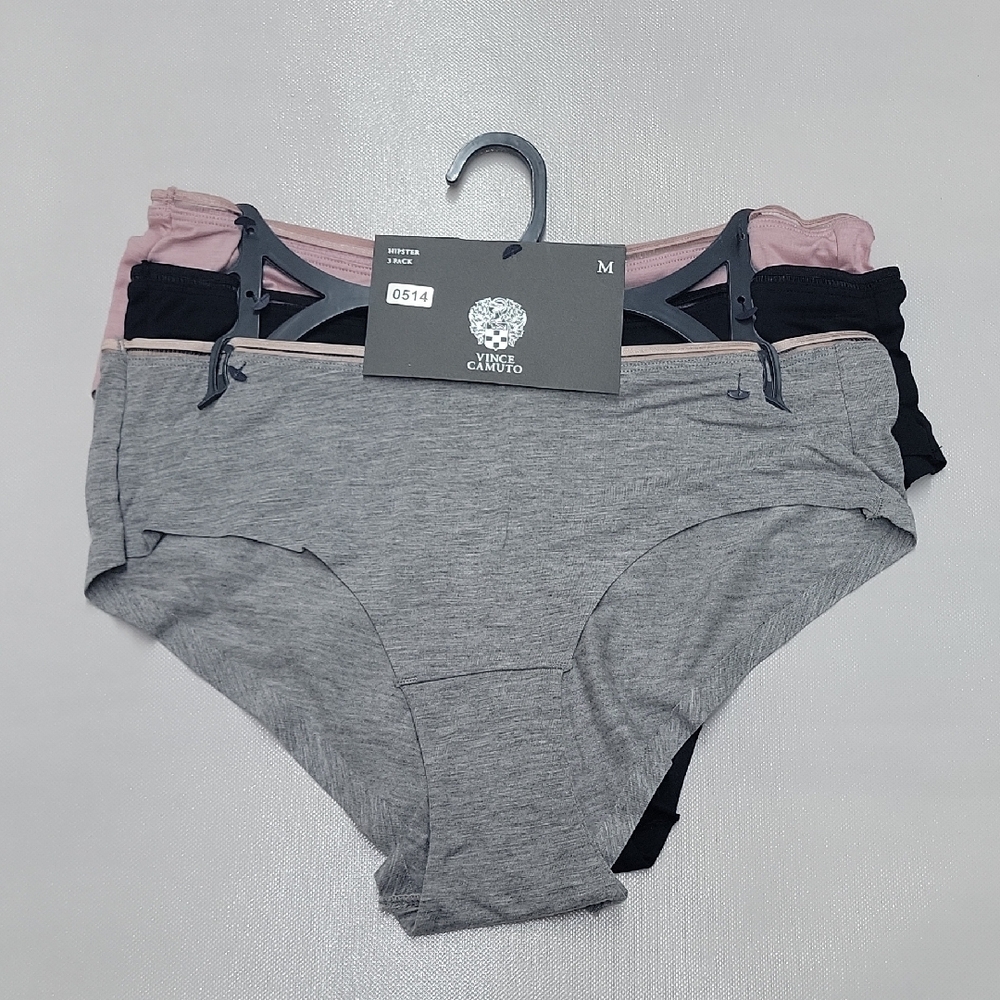 VINCE CAMUTO Gray and Pink Underwear Set